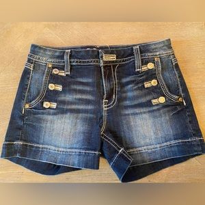 Miss Me Women’s jean short size 29 sailor short